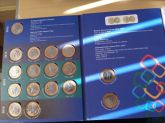album completo com as moedas das olimpiadas, inclusive a bandeira